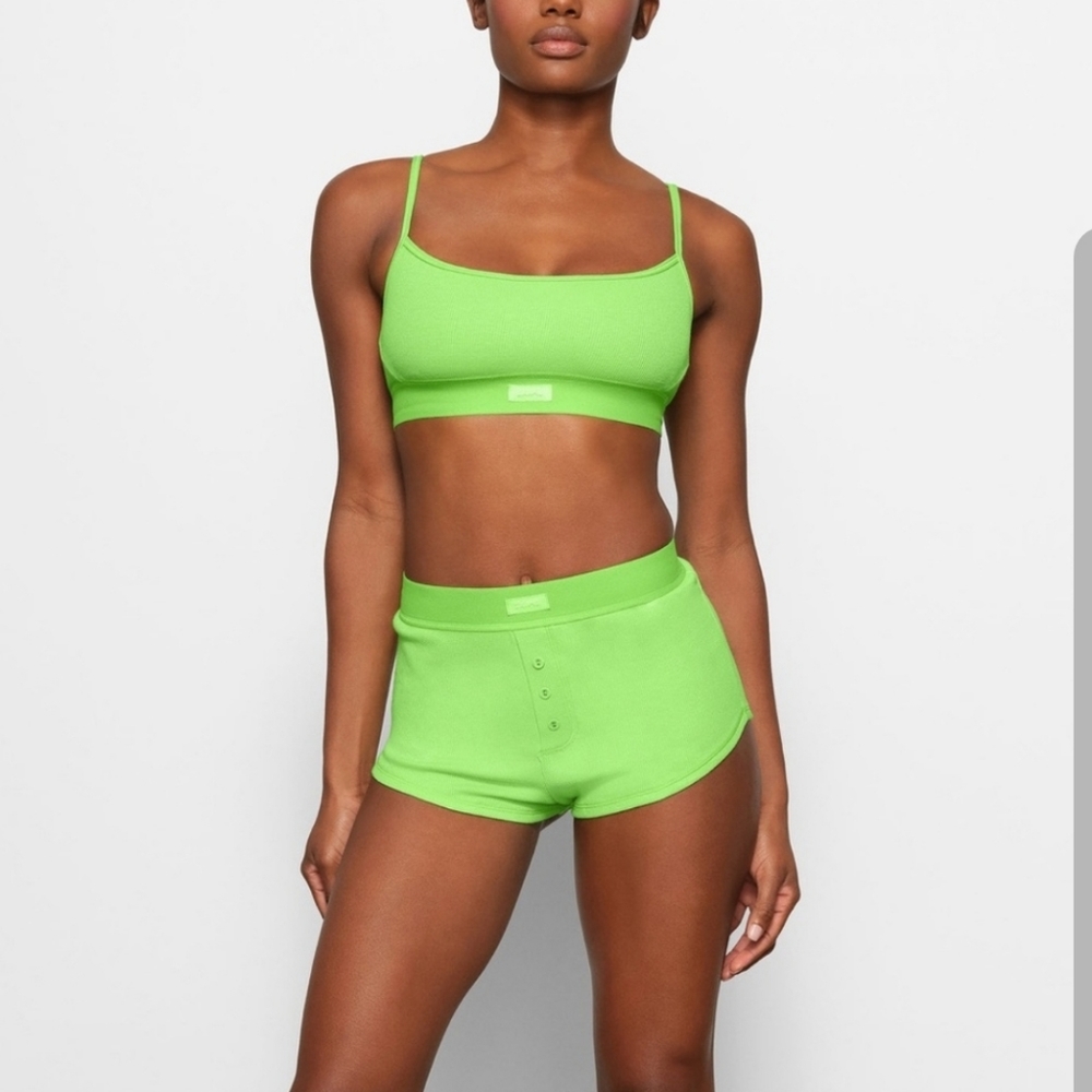 SKIMS NEON GREEN COTTON RIBBED SHORTS MINI